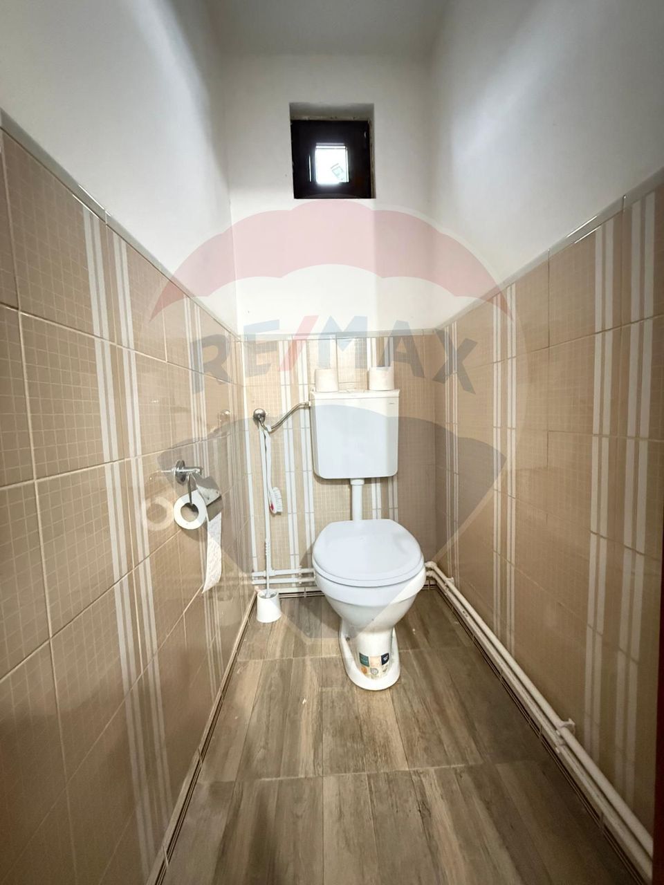 Hală industrială cu birouri si teren Gura Humorului