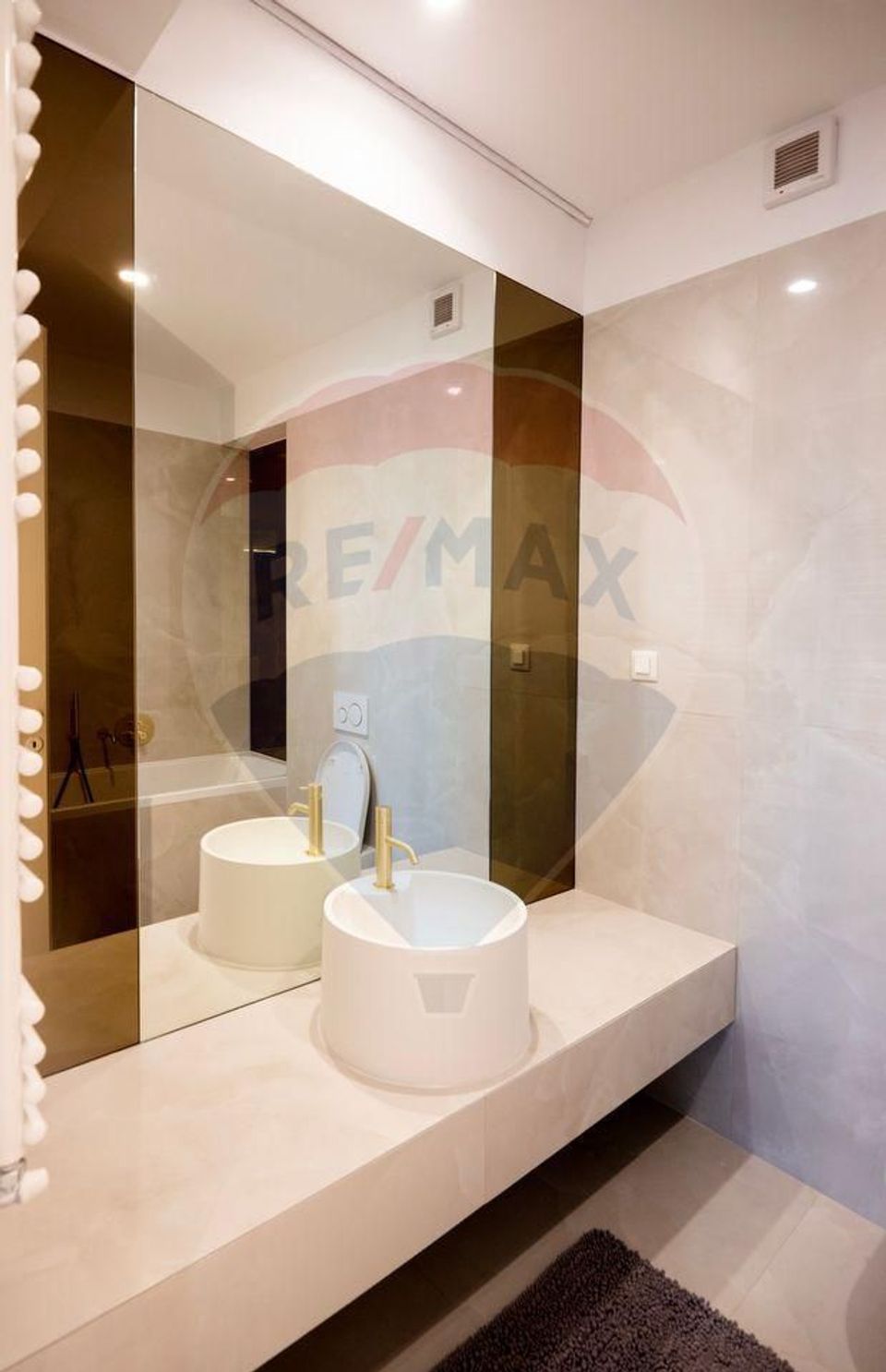 3 room Apartment for rent, Pipera area