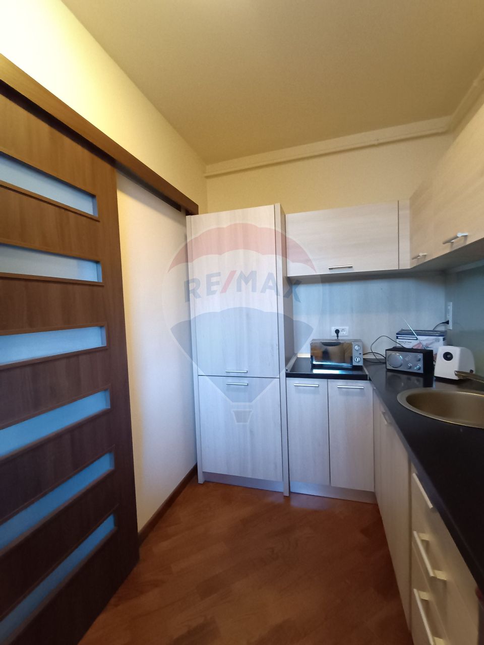 Apartament 1 cameră, bloc nou-Via Romana, zona Boul Roșu, centrala gaz