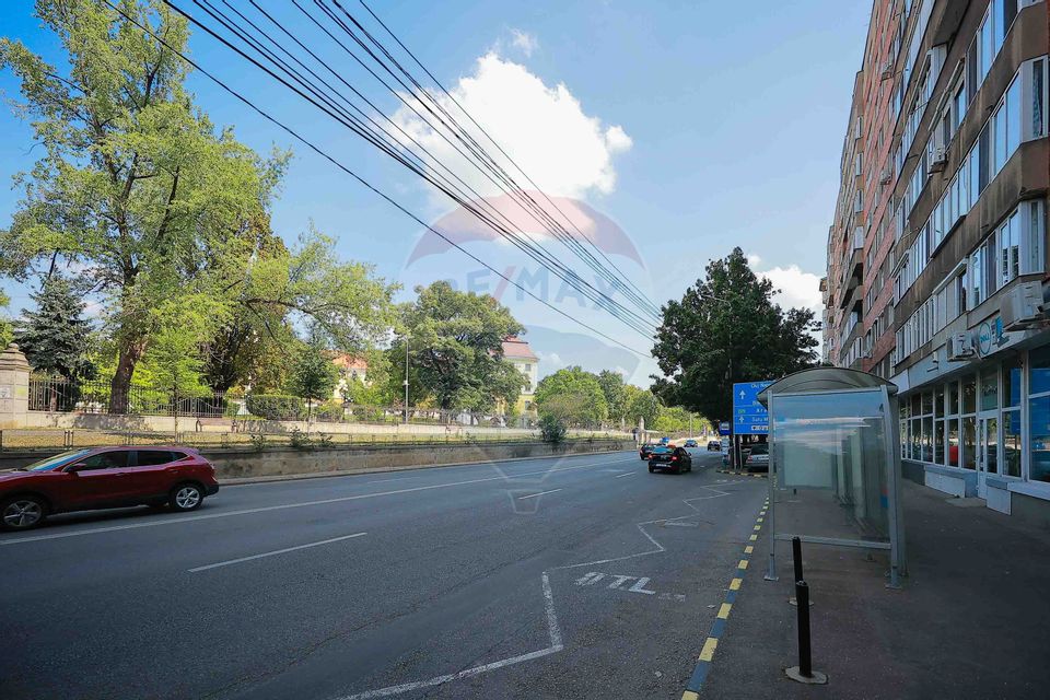 4 room Apartment for sale, Dacia area