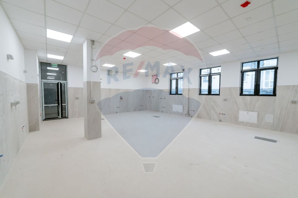 68sq.m Commercial Space for rent, Central area