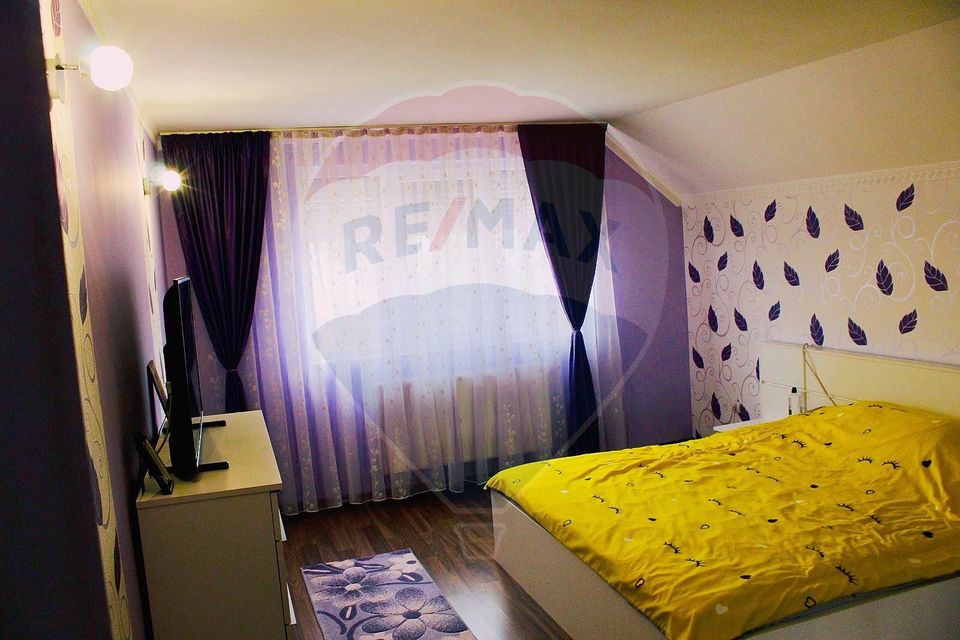 Casă / Vilă cu 6 camere de vânzare în zona Oncea