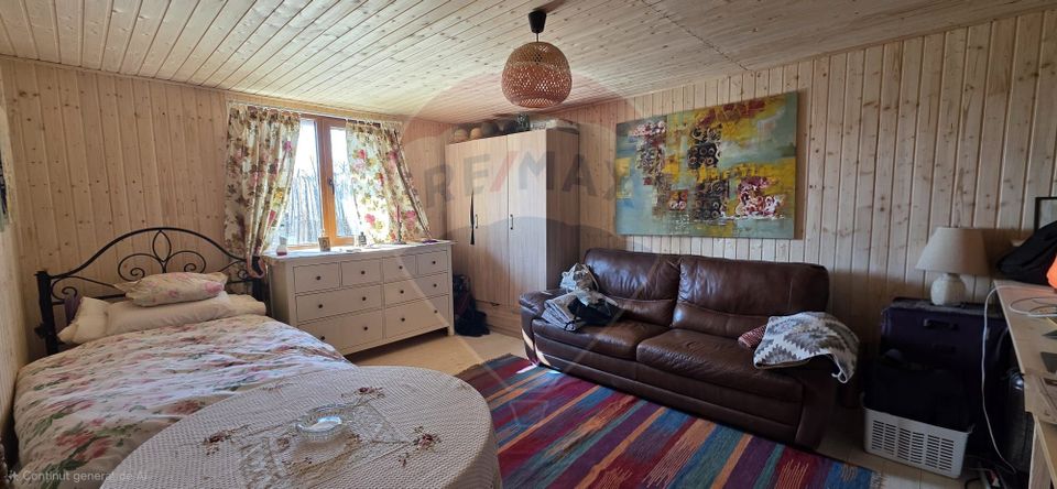 Casa renovata complet 3 camere de vanzare Crevedia 277mp teren