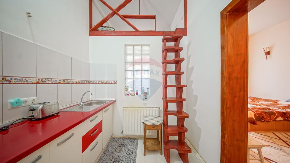 Comision 0% | Garsonieră la casă, curte comună– Matei Basarab