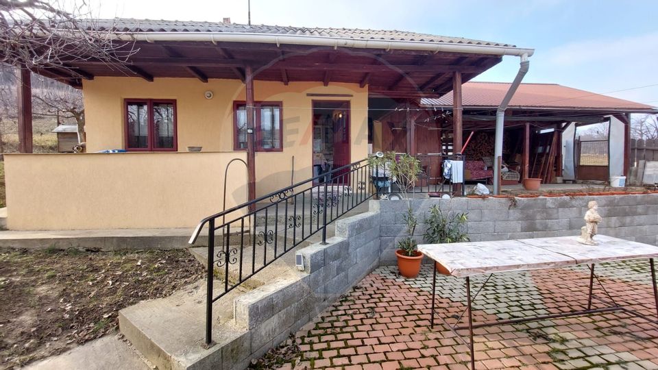 4 room House / Villa for sale