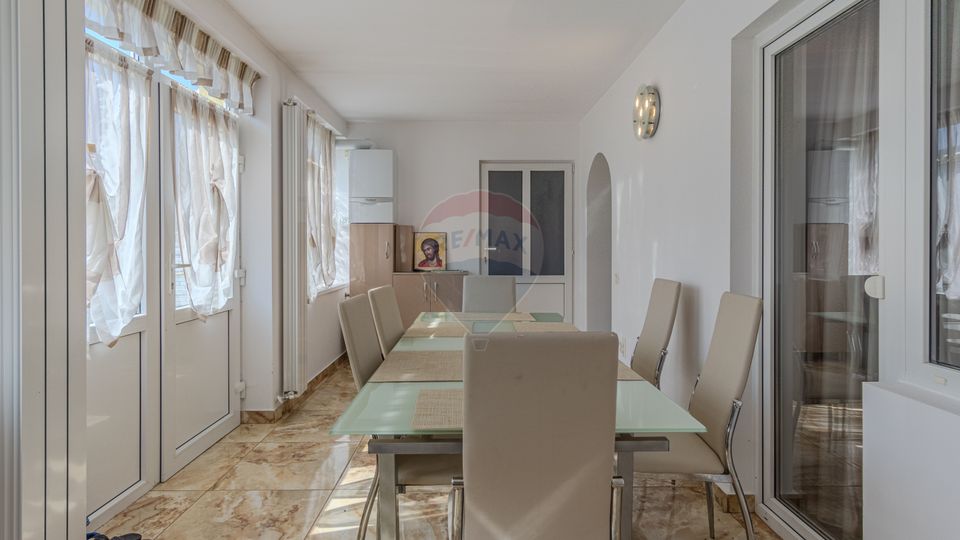 10 room House / Villa for sale