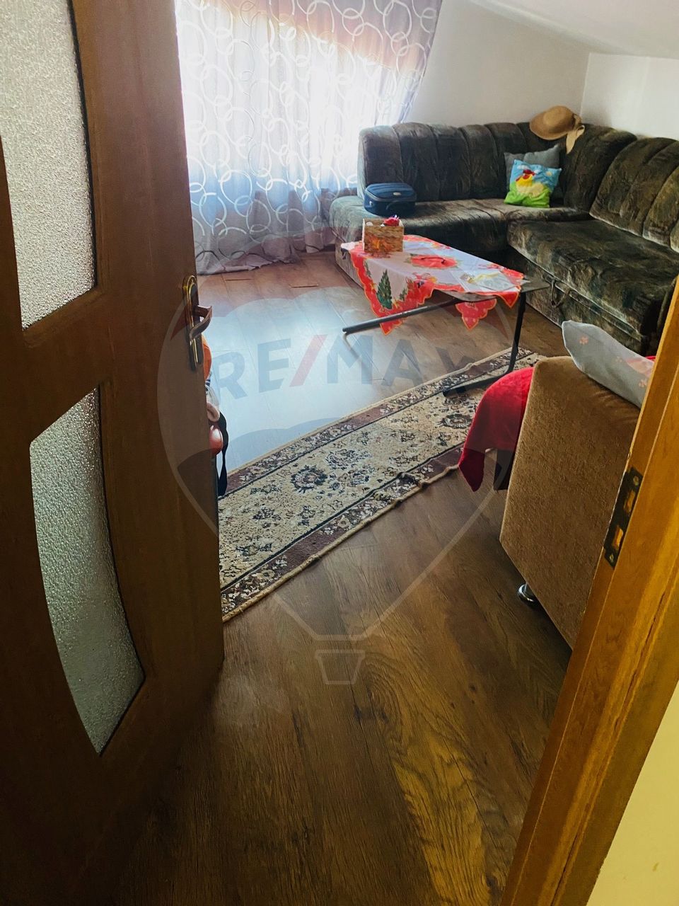 Attic for sale with 3 rooms in the Bazilescu Park area