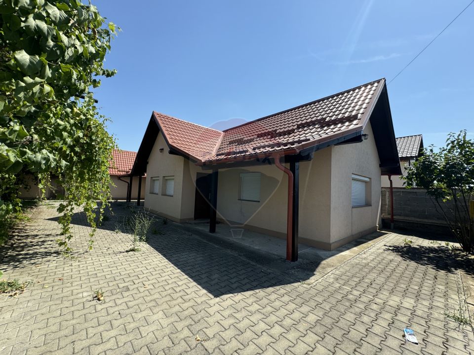 4 room House / Villa for sale, Vest area