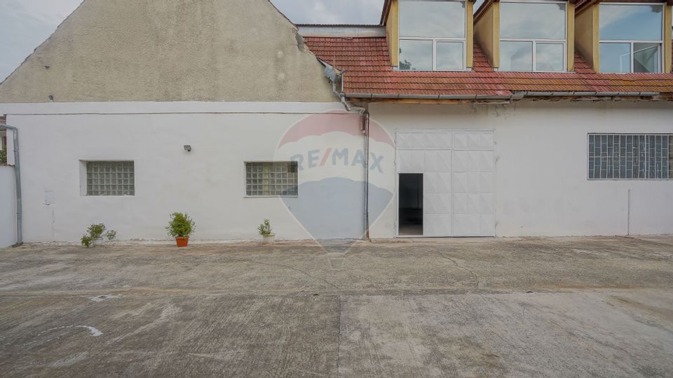 444sq.m Commercial Space for sale, Blumana area