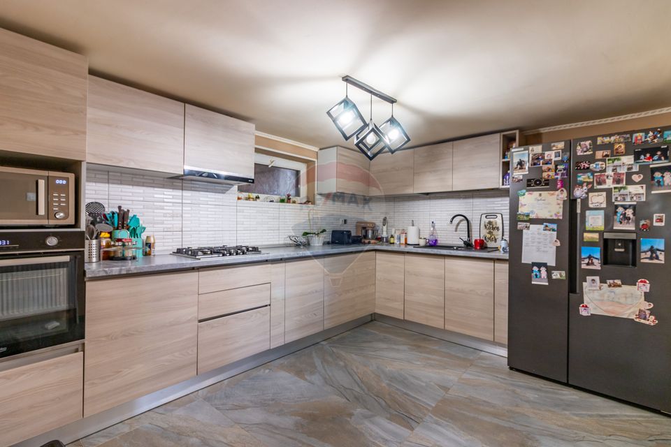 Casa 4 camere de vanzare| renovata | Chitila 4 camere | teren 295 mp