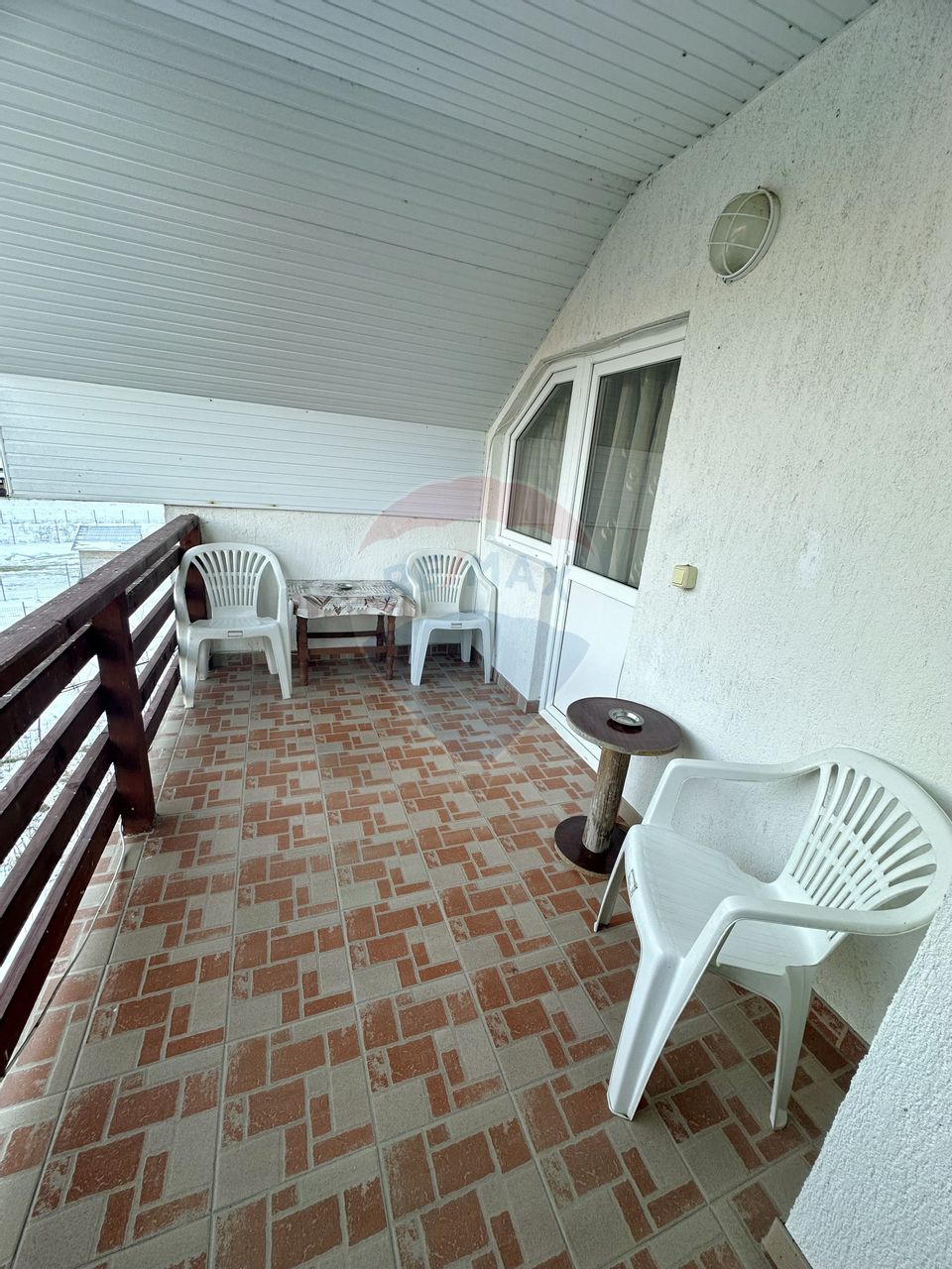 12 room Hotel / Pension for sale