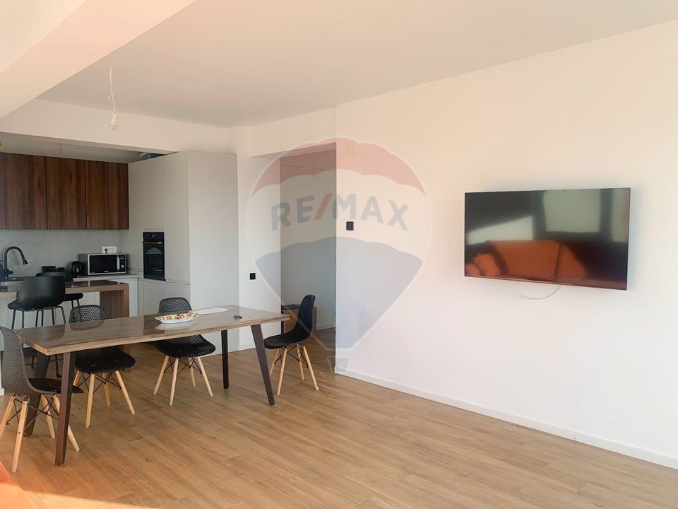 Apartament 5 camere de închiriat în Complexul Rezidențial Luceafărul