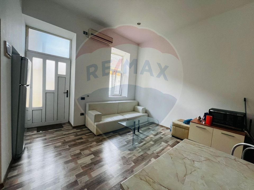 Apartament cu 1 camere de vânzare în zona Central