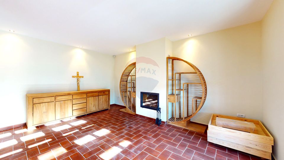 4 room House / Villa for sale