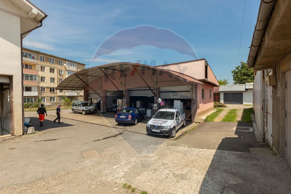 Spalatorie auto de vanzare / inchiriat in Moinesti, zona centrala