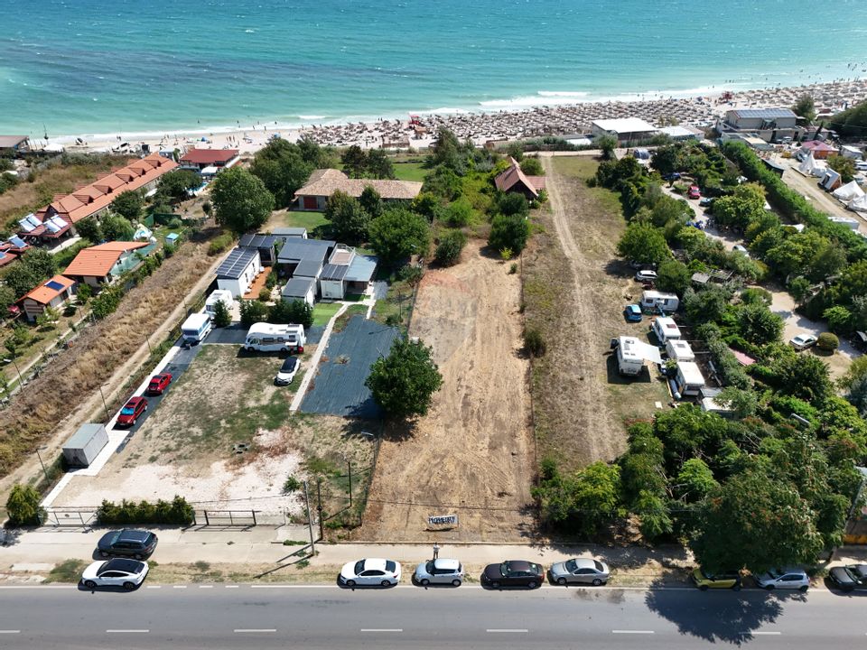 De vanzare teren intravilan 989 mp - Vama Veche