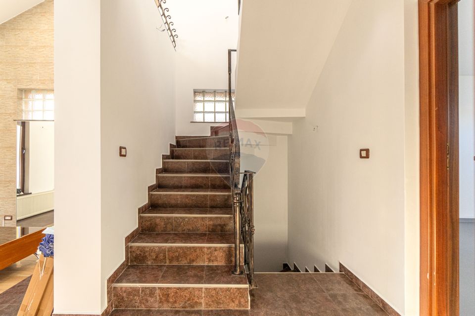 Spațiu de închiriat în Tractorul – 125 mp, renovat