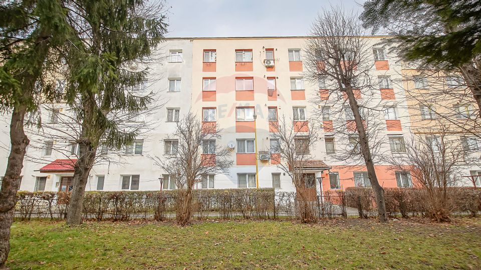 3 room Apartment for sale, Florilor area