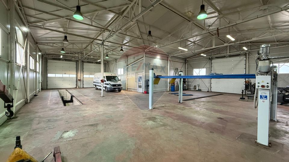 Service camioane și auto Șoseaua Surăii hală 400 mp