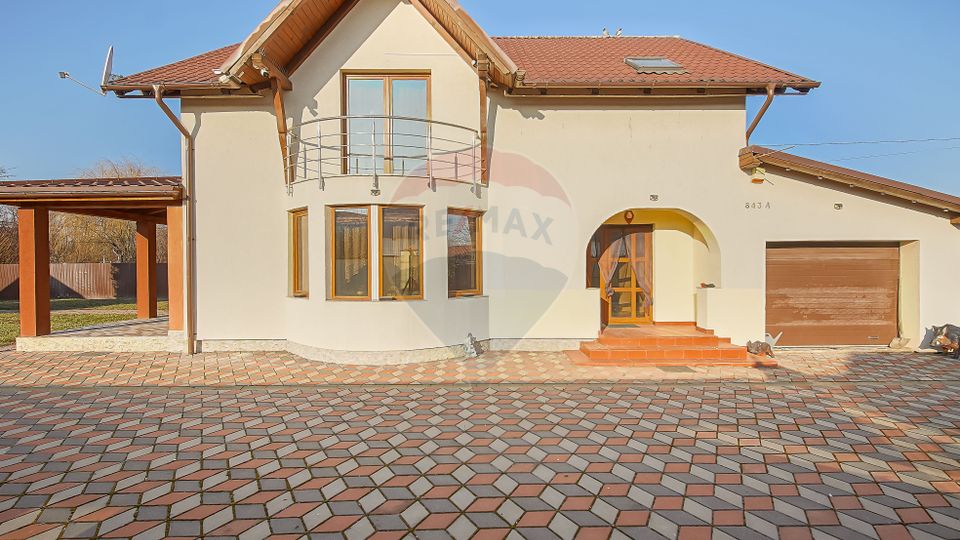 4 room House / Villa for sale