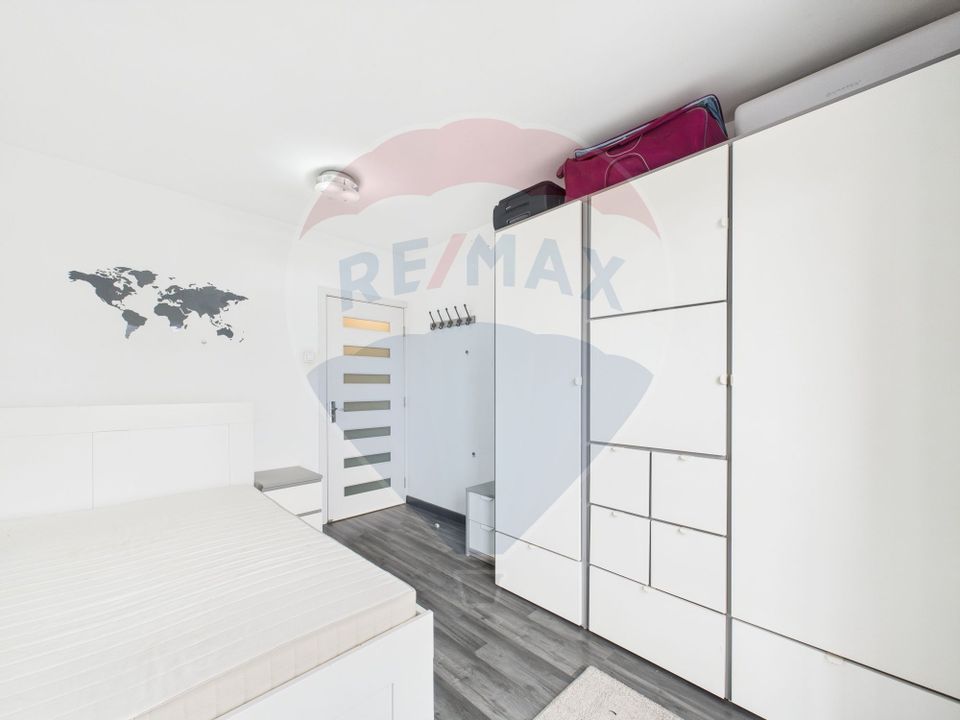 Apartament cu 3 camere de închiriat în zona Dristor
