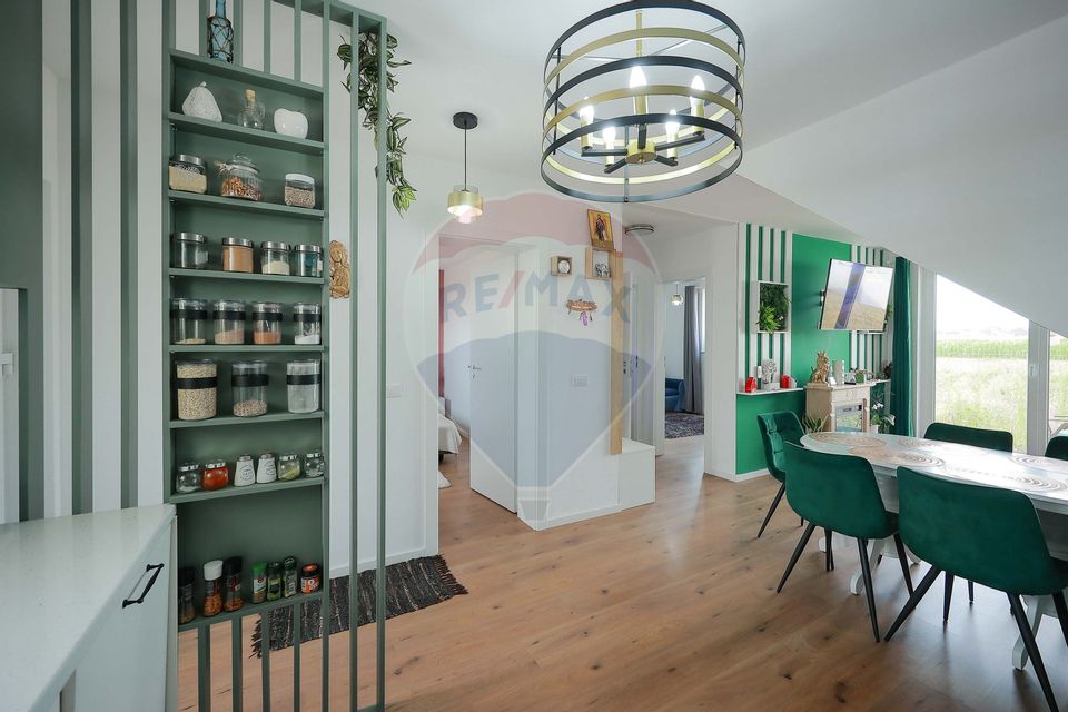 Casă cu 4 camere de vânzare - Ready to Move, în Nojorid