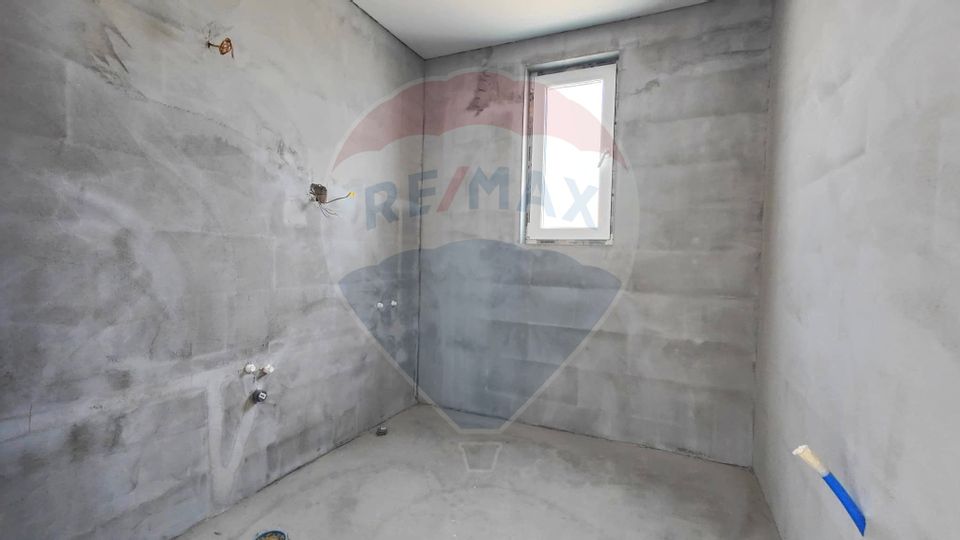 Casă / Vilă cu teren 371 mp de vânzare in Cumpana