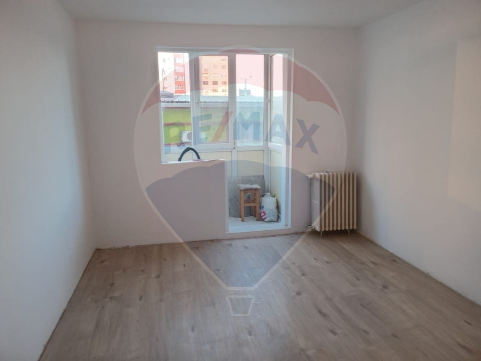 Apartament 2 camere etj 1nemobilat în zona Aurel Vlaicu