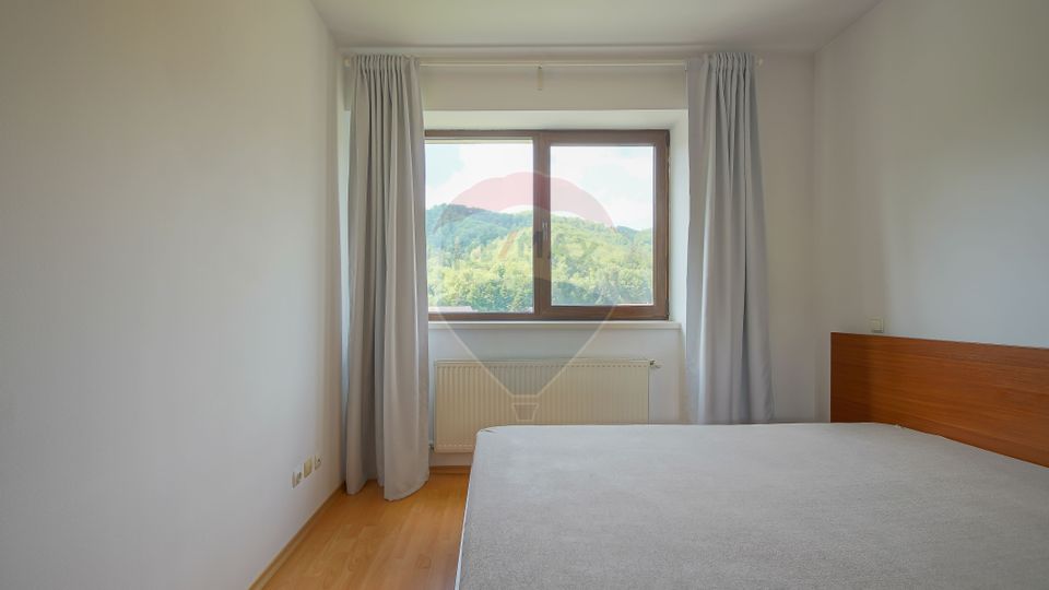 Apartament cu 2 camere de închiriat în zona Noua