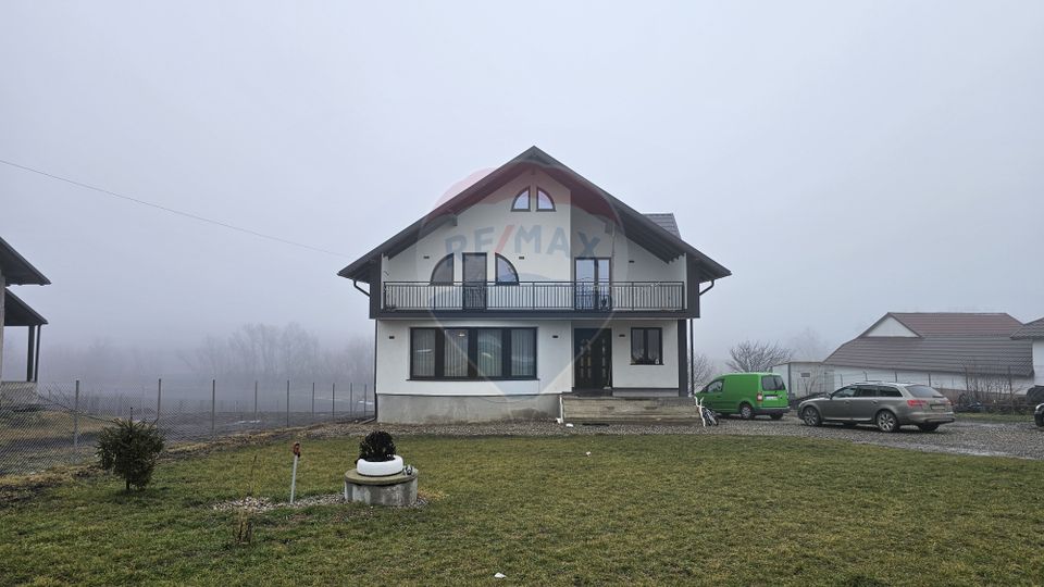 Casă / Vilă de lux, Moara Nica, Suceava