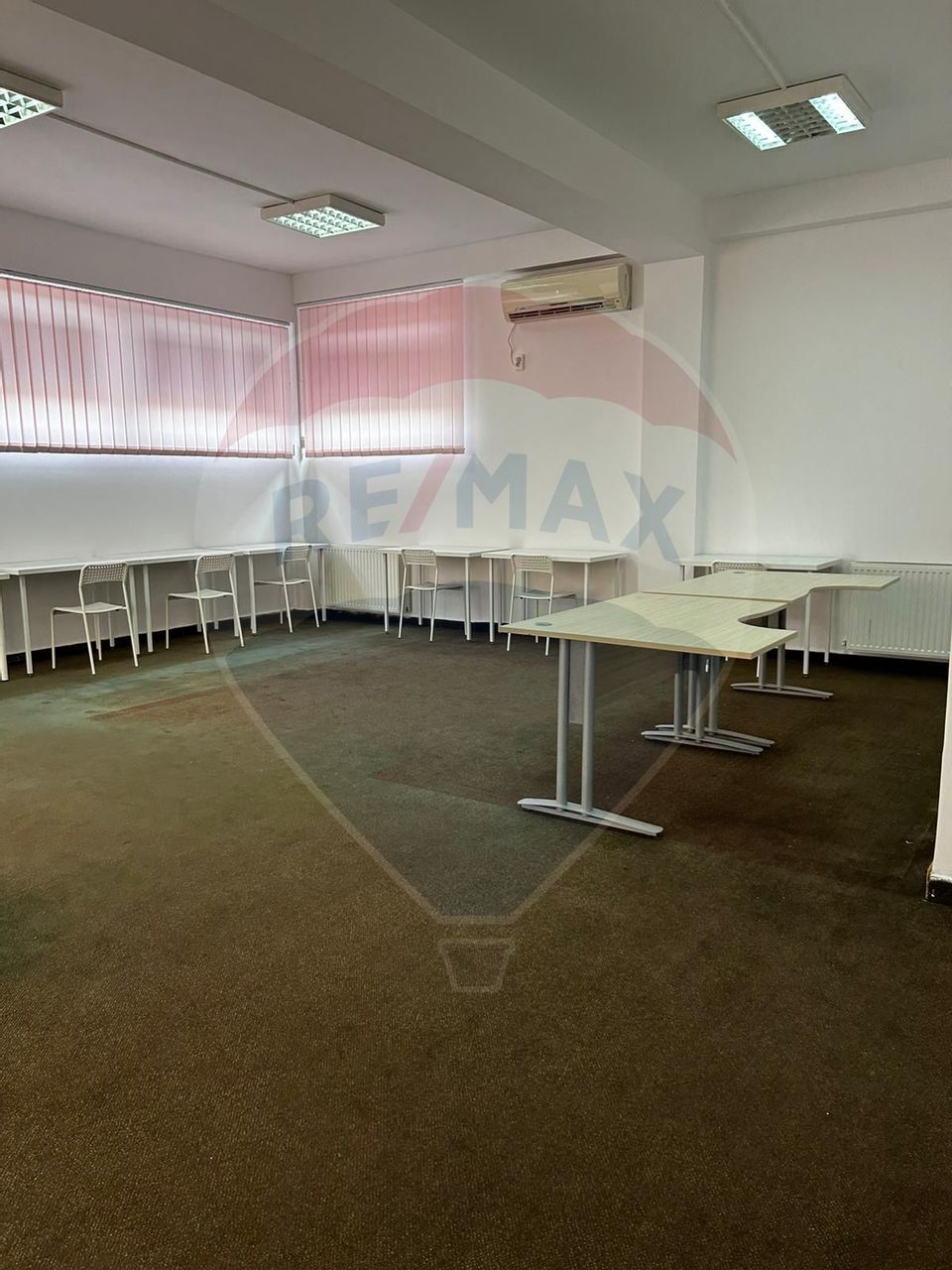 104sq.m Commercial Space for rent, Nord area