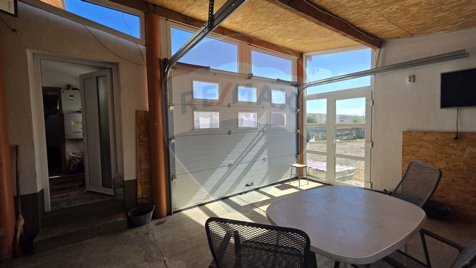 Casă / Vilă cu 4 camere de vânzare