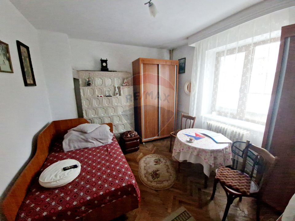 6 room House / Villa for sale, Central area
