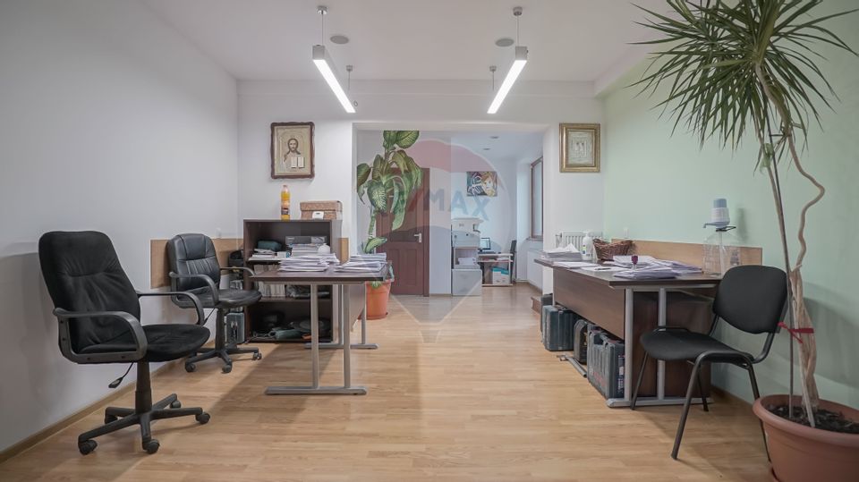110sq.m Office Space for rent, Scriitorilor area
