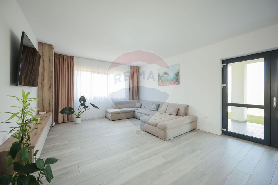 Casă de vânzare cu 3 dormitoare, Livada de Bihor