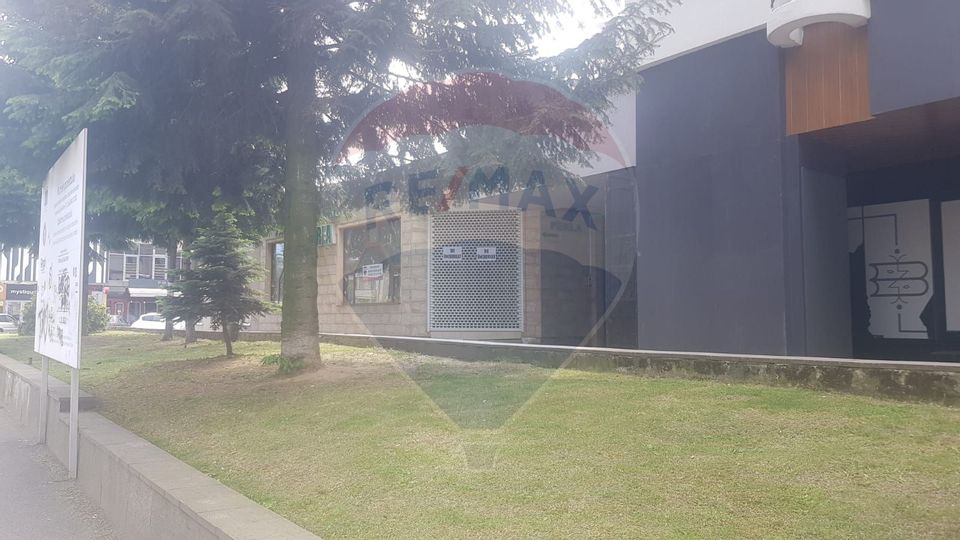 Spațiu comercial de închiriat de 220 mp in Baia Mare - central