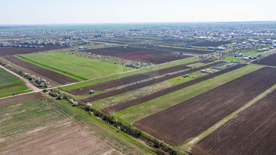 Vanzare teren intravilan 500 mp Sabareni /  Strada Orhideelor