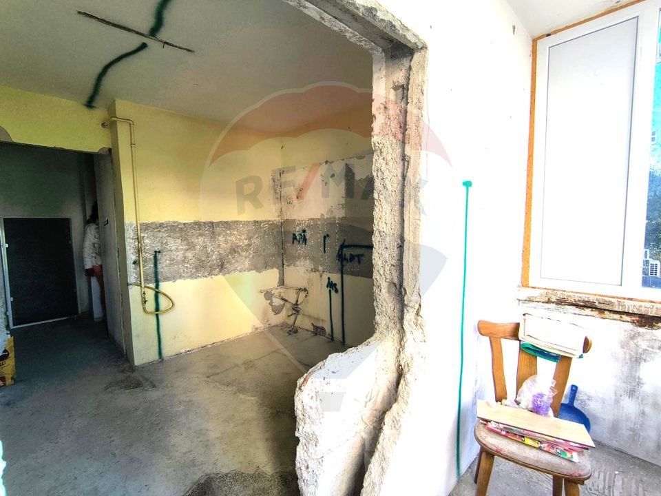 Apartament cu 3 camere de vânzare în zona Faleza Nord Consanta