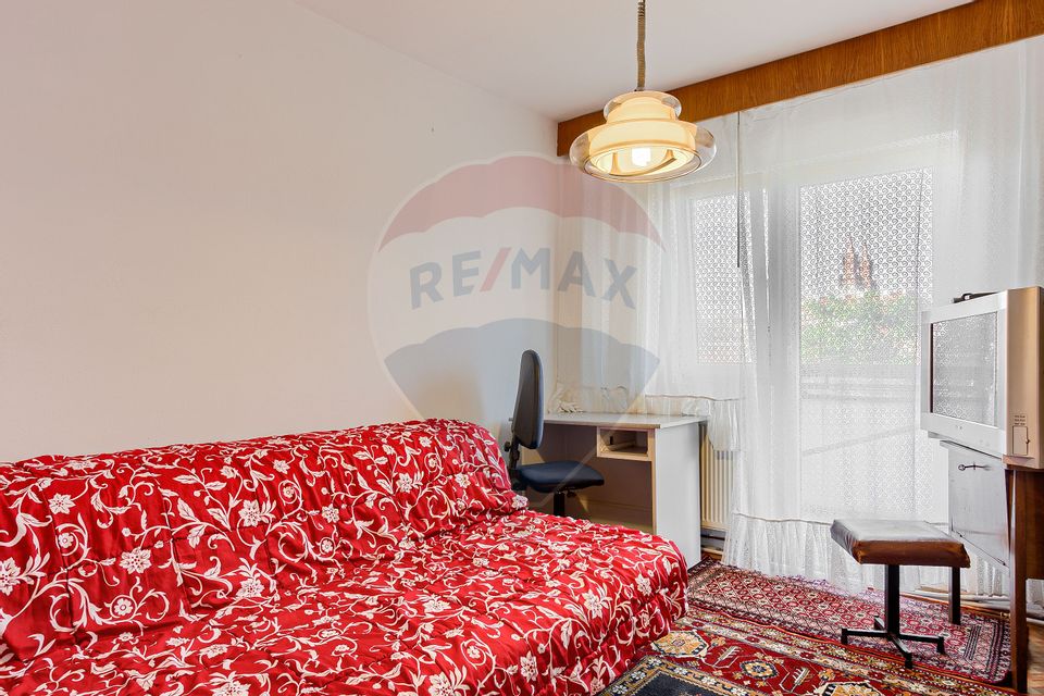 Apartament de închiriat 4 camere central Arad