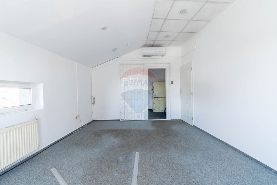 Casa cu 12 camere de inchiriat, Str. Traian