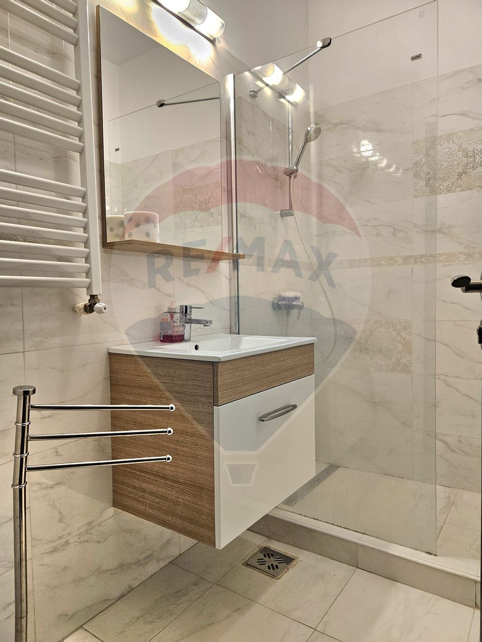 Apartament cu 2 camere de inchiriat in zona Tomis Plus