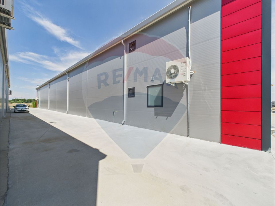 Modern industrial space hall for rent