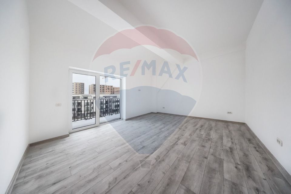 Apartament nou,  loc parcare inclus