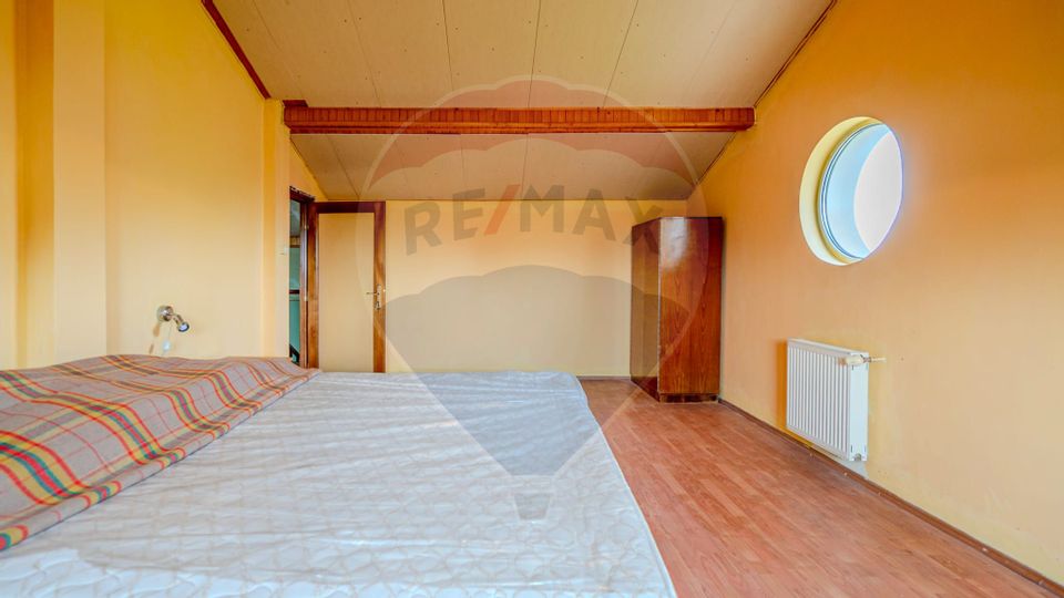 10 room House / Villa for sale