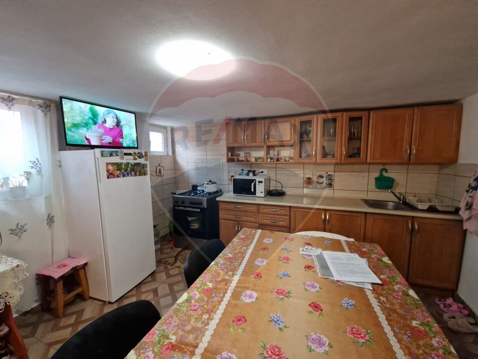 4 room House / Villa for sale, Central area