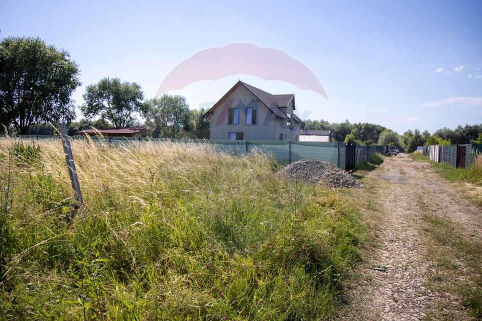 Land 597sqm Bod / Strada Garii