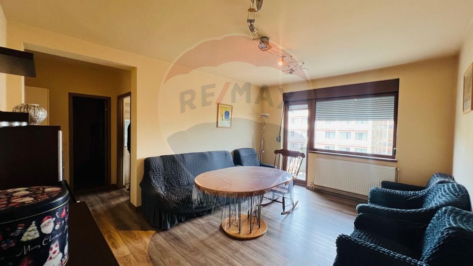 Apartament cu doua camere de închiriat în zona Centrala