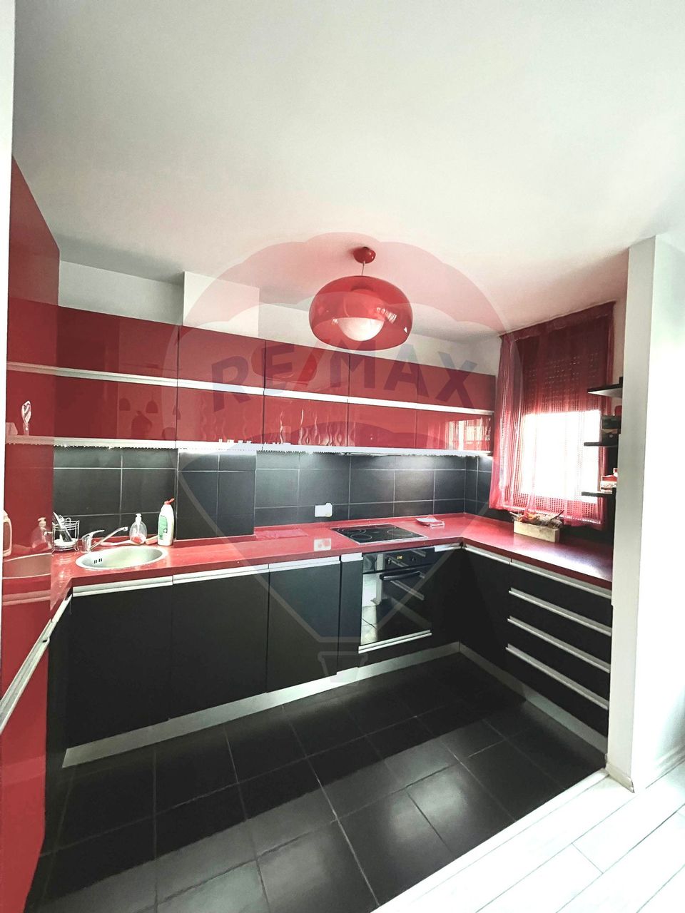 INCHIRIERE Apartament 3 camere în zona Aviatiei/NORTH AREA LAKE VIEW