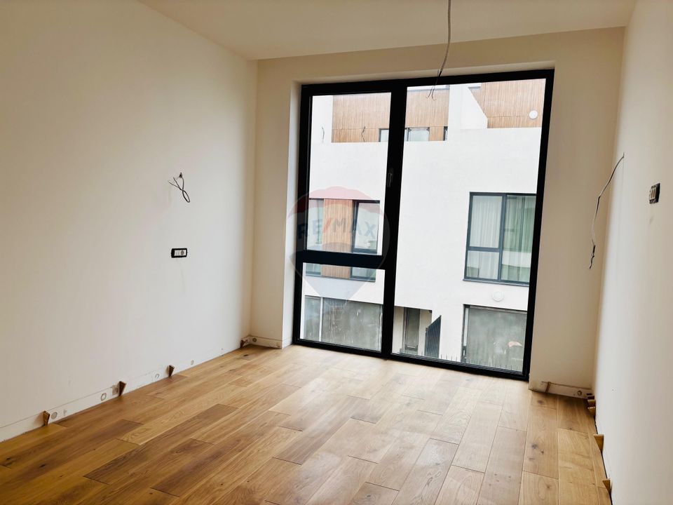 Vilǎ modernǎ | 5 camere | Complex nou | Aviației - Porsche Pipera