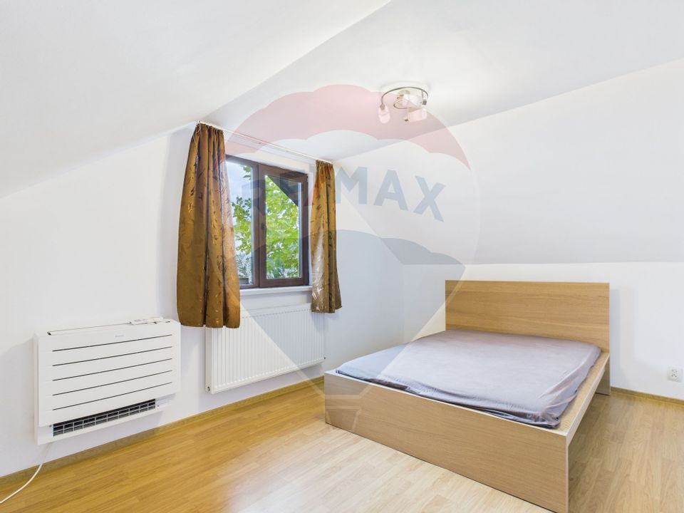 5 room House / Villa for sale